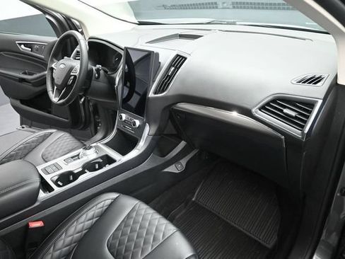 Certified 2024 Ford Edge Titanium AWD/4WD image 28