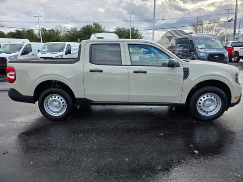 New 2025 Ford Maverick XL w/ Equipment Group 102A image 6