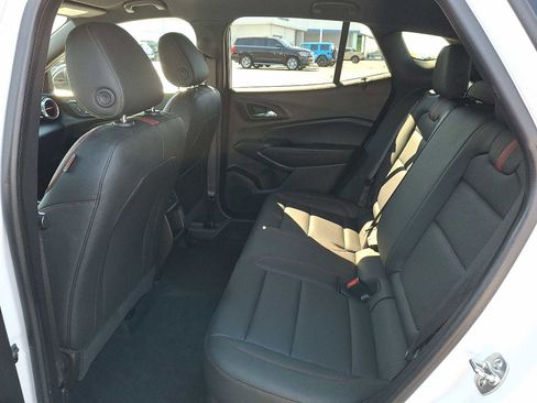 Used 2024 Chevrolet Trax RS w/ Driver Confidence Package FWD image 10