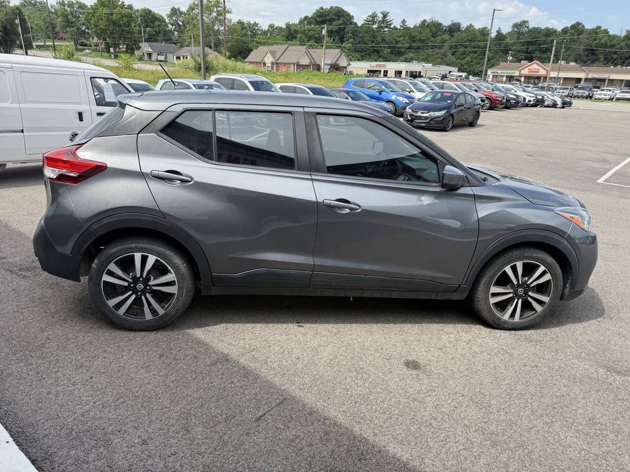 Used 2019 Nissan Kicks S FWD image 6