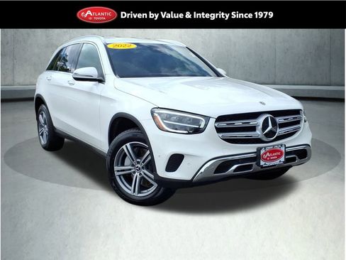 Used 2022 Mercedes-Benz GLC 300 4MATIC image 1