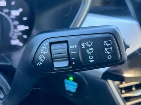 Used 2020 Ford Escape SEL image 25