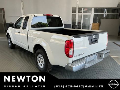 Used 2015 Nissan Frontier S RWD image 5