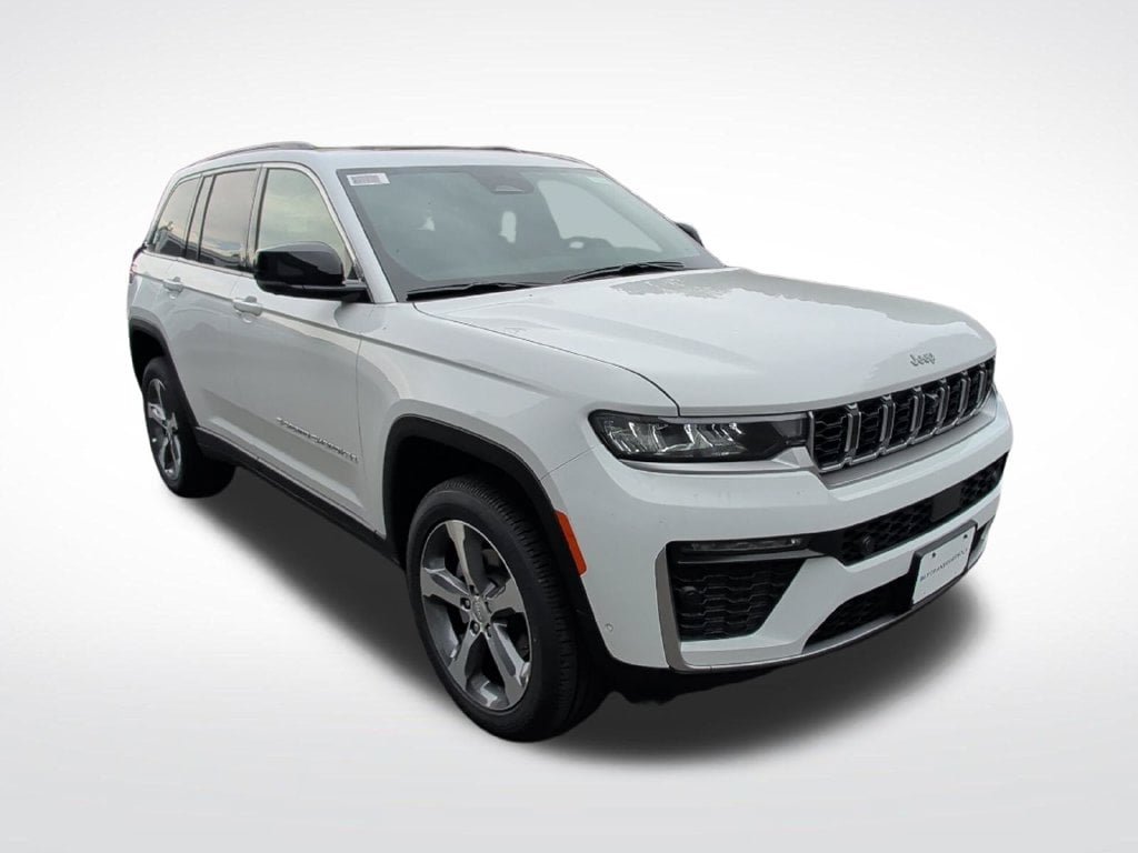 New 2026 Jeep Grand Cherokee Limited w/ Luxury Tech Group II AWD/4WD image 8