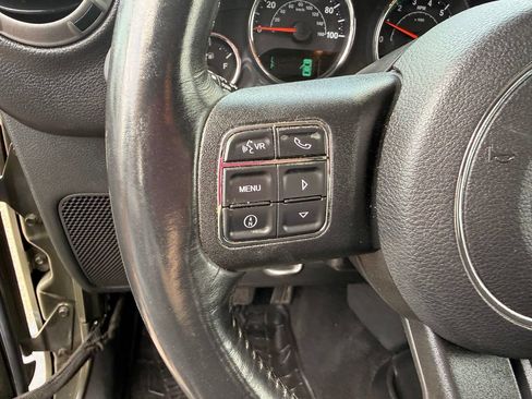 Used 2016 Jeep Wrangler Sport AWD/4WD image 40