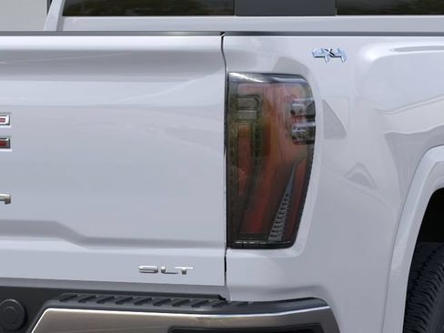 New 2026 GMC Sierra 2500 SLT w/ Max Trailering Package AWD/4WD image 11