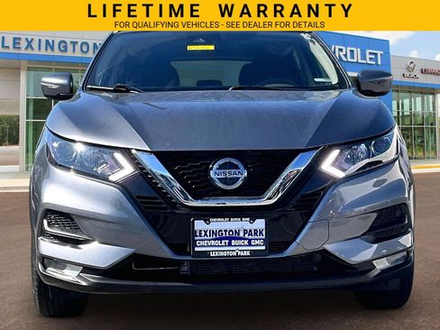 Used 2022 Nissan Rogue Sport SV AWD/4WD image 3