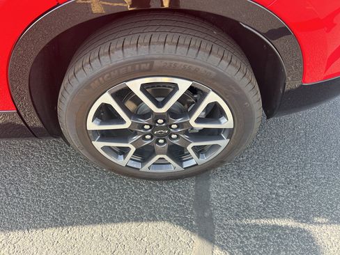 Used 2024 Chevrolet Blazer RS w/ Driver Confidence II Package image 6