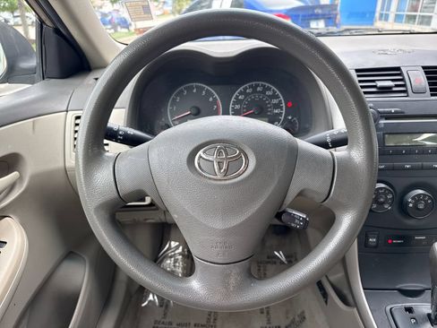 Used 2009 Toyota Corolla FWD image 15