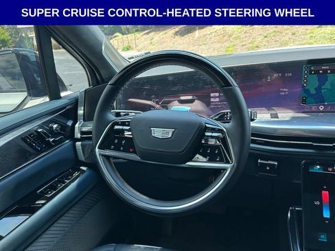 Used 2025 Cadillac Escalade IQ Sport 2 AWD/4WD image 17
