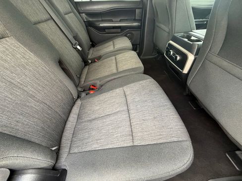 Used 2022 Ford Expedition XLT image 31