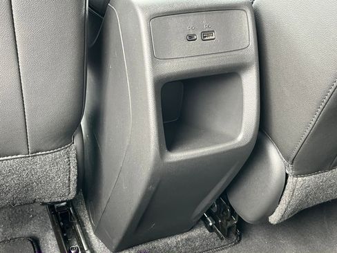 Used 2025 Buick Envista Sport Touring image 23