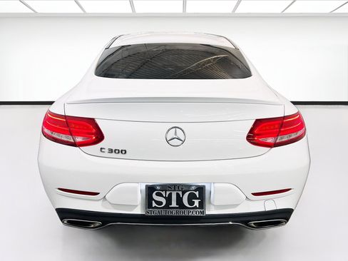 Used 2018 Mercedes-Benz C 300 Coupe image 5