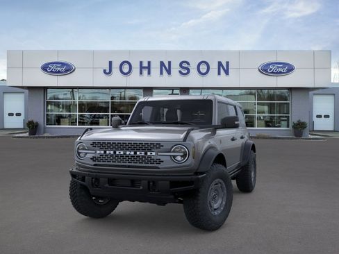 New 2025 Ford Bronco Badlands AWD/4WD image 2