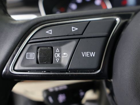 Used 2023 Audi A4 2.0T Premium w/ Convenience Package image 27