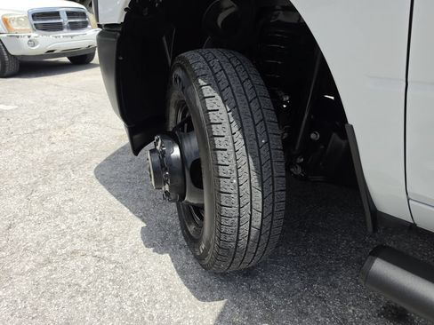 Certified 2025 RAM 3500 Tradesman AWD/4WD image 34