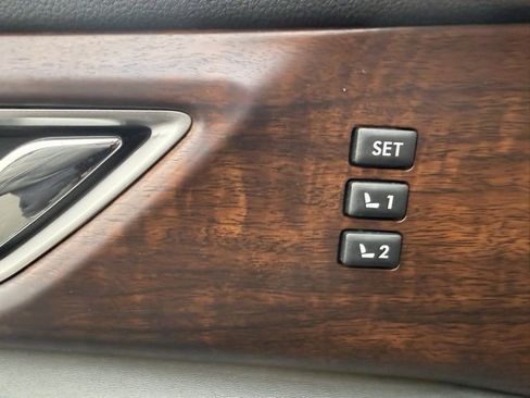 Used 2023 Subaru Ascent Touring image 34