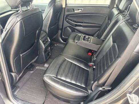 Used 2020 Ford Edge SEL w/ Convenience Package AWD/4WD image 25