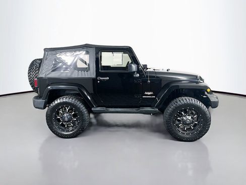 Used 2013 Jeep Wrangler Sahara w/ Connectivity Group image 8