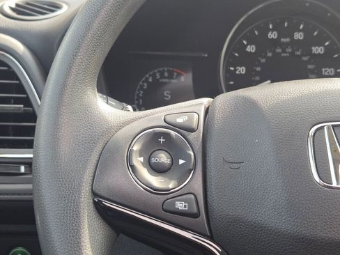 Used 2022 Honda HR-V EX image 27