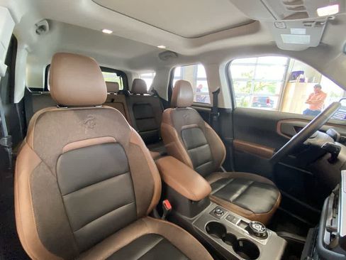 Used 2025 Ford Bronco Sport Outer Banks w/ Outer Banks Tech Package+ AWD/4WD image 28