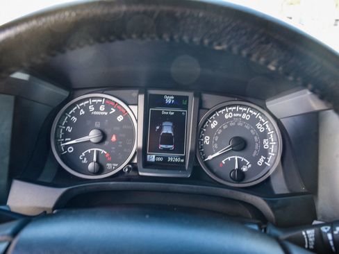 Certified 2023 Toyota Tacoma TRD Off-Road w/ TRD Premium Off Road Package image 30