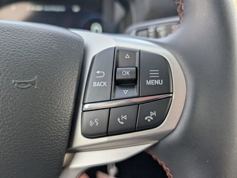 New 2026 Ford Explorer Active RWD image 11