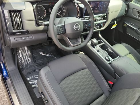 Used 2026 Nissan Pathfinder SV AWD/4WD image 9