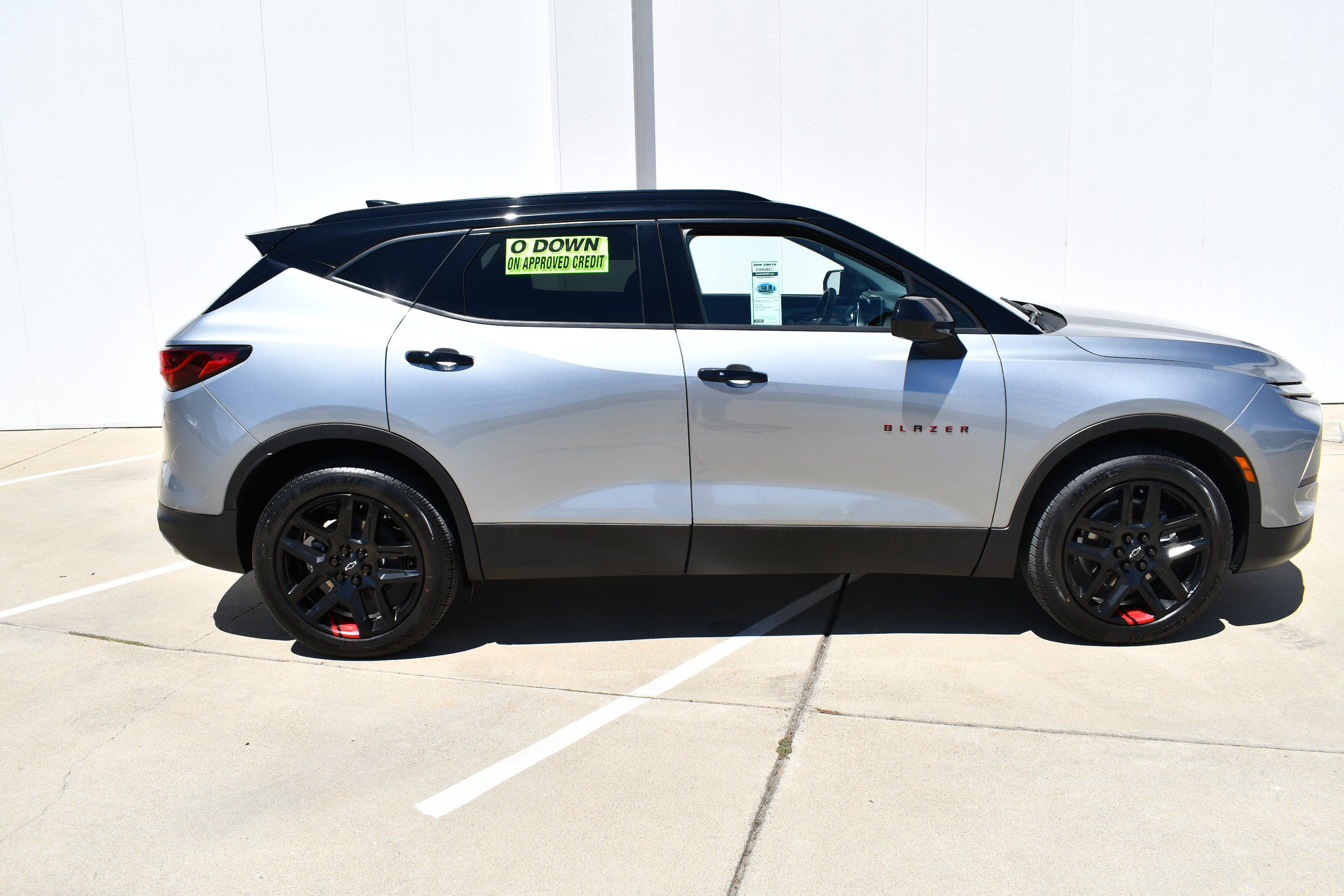 Used 2023 Chevrolet Blazer LT w/ Convenience Package FWD image 5