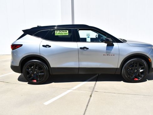 Used 2023 Chevrolet Blazer LT w/ Convenience Package FWD image 5