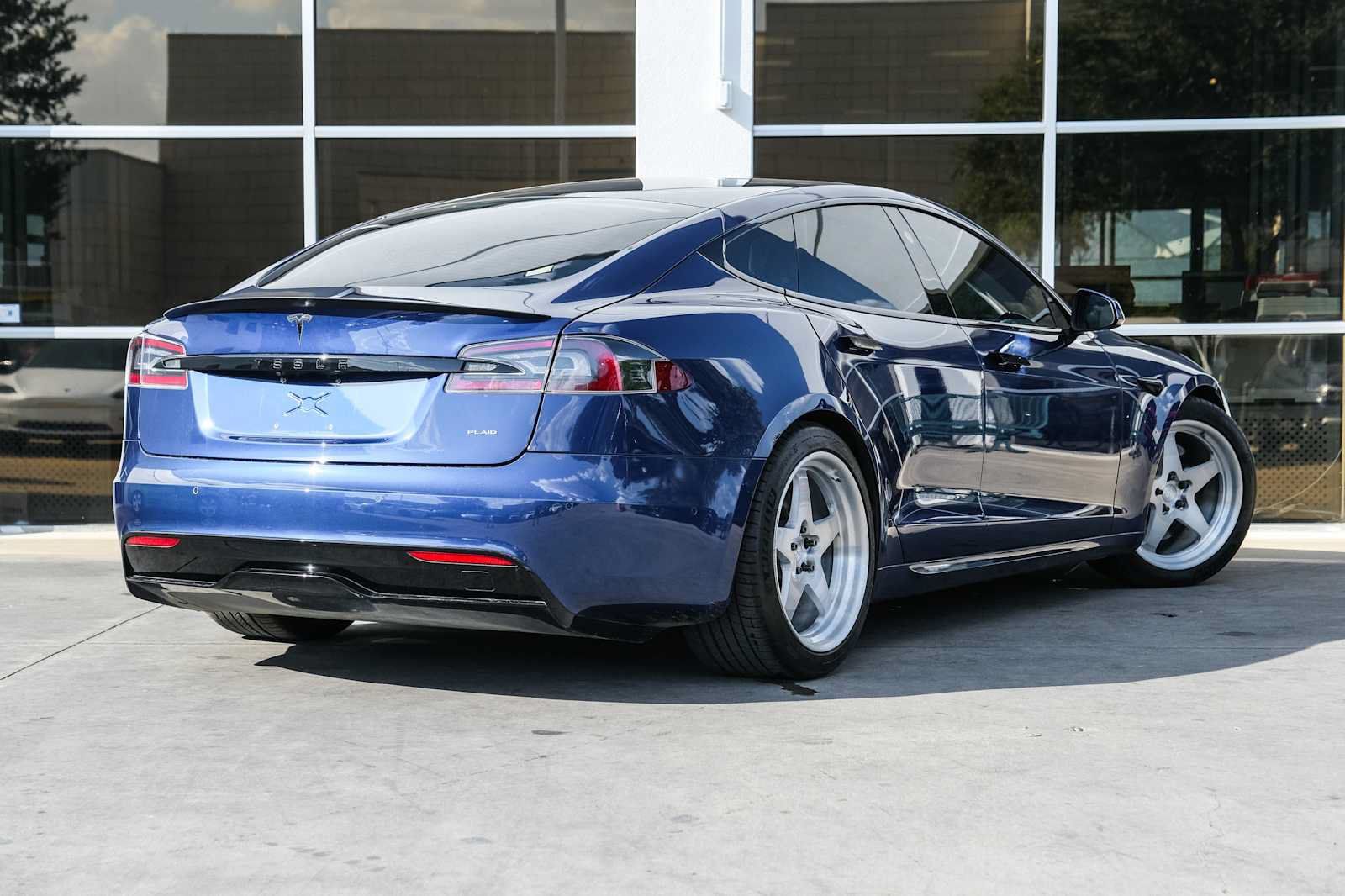 Used 2021 Tesla Model S Plaid AWD/4WD image 10