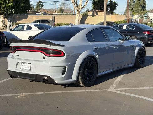 Used 2022 Dodge Charger Scat Pack image 6