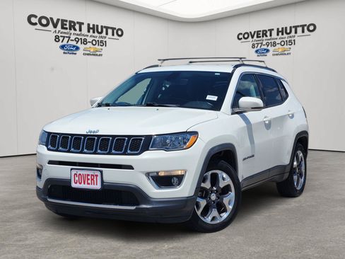 Used 2019 Jeep Compass Limited FWD image 1