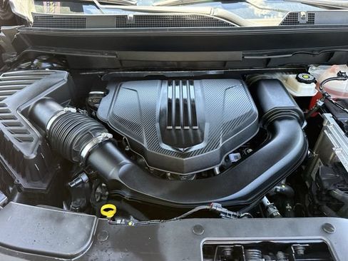 Certified 2026 Chevrolet Traverse LT FWD image 33