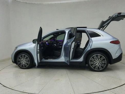 Used 2023 Mercedes-Benz EQE 350+ 4MATIC SUV w/ Pinnacle Trim Package image 73