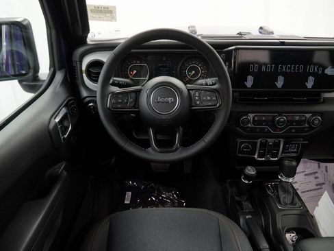 New 2026 Jeep Gladiator Sport image 19