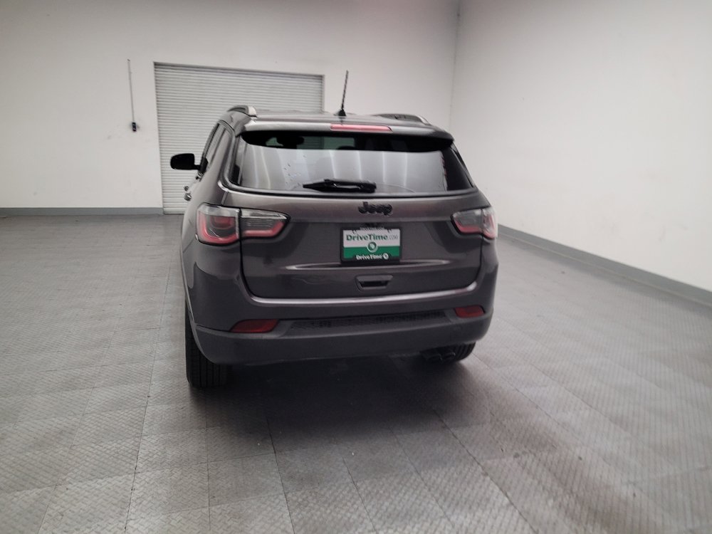 Used 2018 Jeep Compass Limited w/ Navigation Group FWD image 6