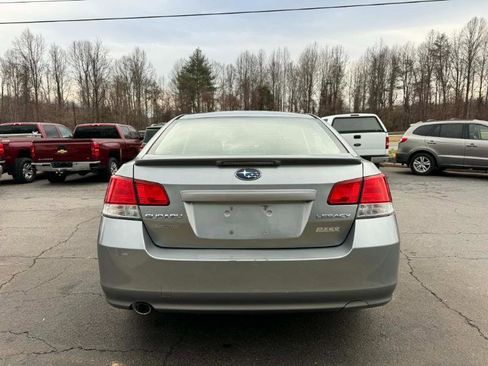 Used 2011 Subaru Legacy 2.5i Premium w/ Popular Equipment Group 2C image 6