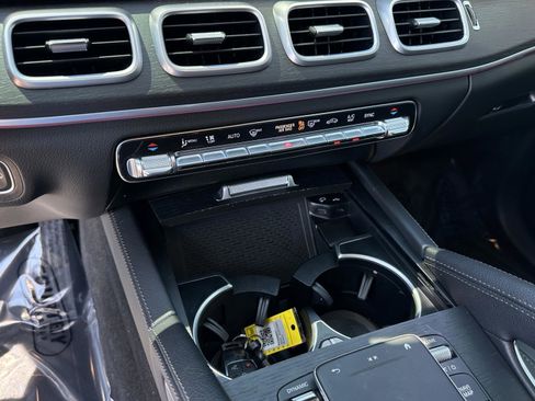 Used 2023 Mercedes-Benz GLE 350 4MATIC image 29