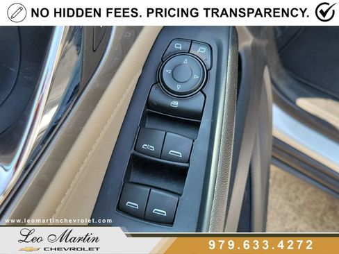 Used 2024 Chevrolet Traverse LT FWD image 20