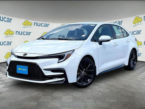 Used 2023 Toyota Corolla XSE w/ Carpet Mat Package (TMS) FWD image 3