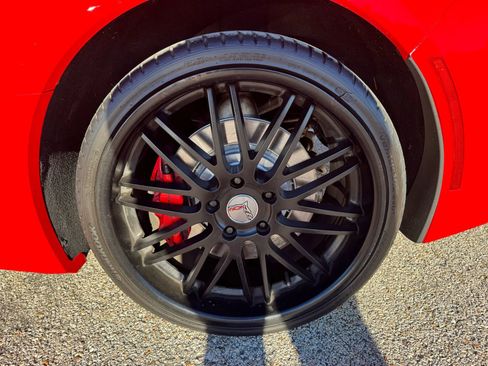 Used 2015 Chevrolet Corvette Stingray Coupe w/ 2LT Preferred Equipment Group image 12