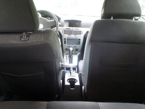 Used 2008 Saturn Astra XR image 22