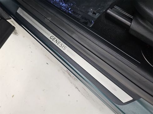 Used 2024 Genesis GV70 2.5T w/ Sport Prestige Package image 44