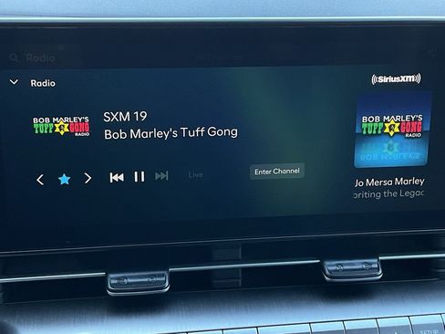 Used 2025 Hyundai Kona SEL image 29