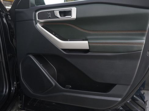 Used 2023 Ford Explorer Timberline image 9