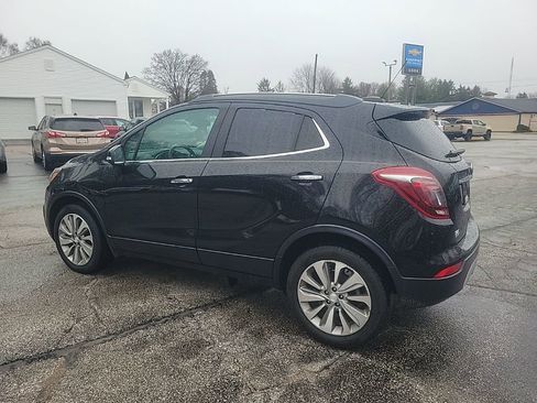 Used 2019 Buick Encore Preferred image 3