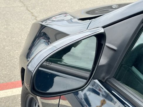 Used 2018 Toyota Corolla LE FWD image 8