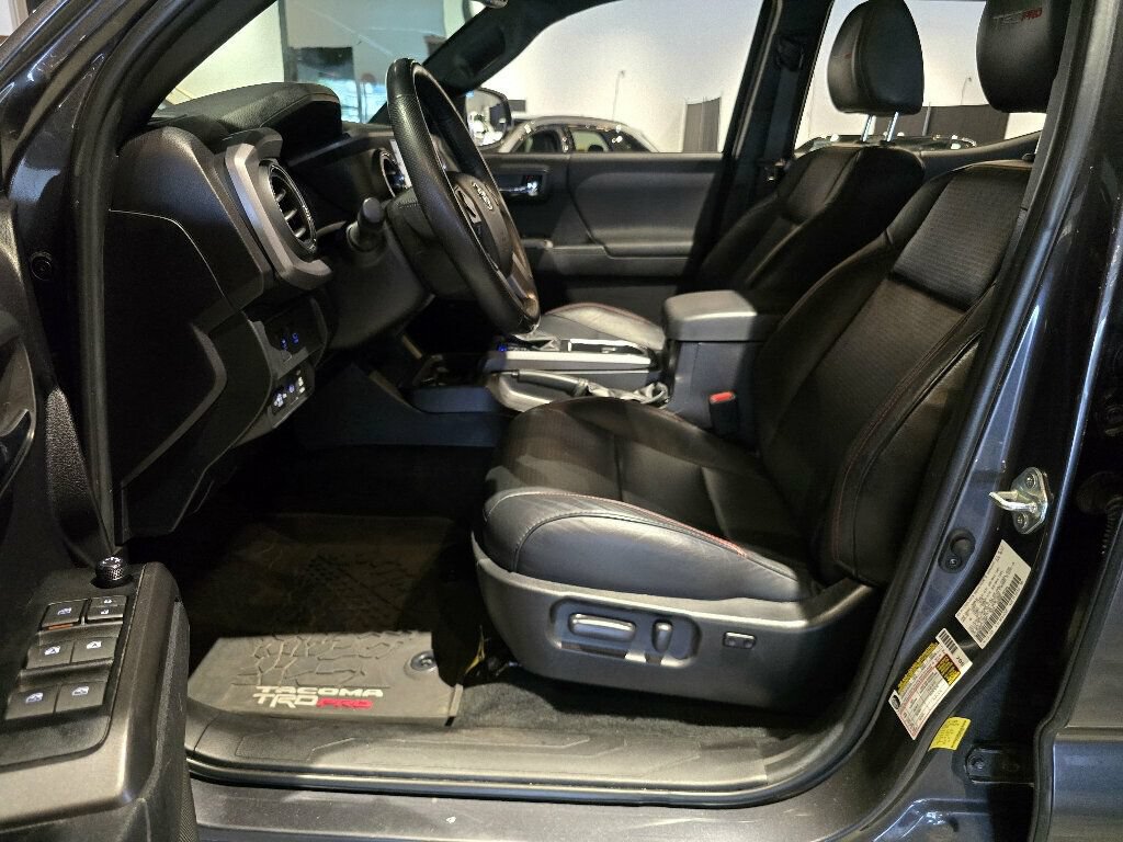 Used 2023 Toyota Tacoma TRD Pro AWD/4WD image 11
