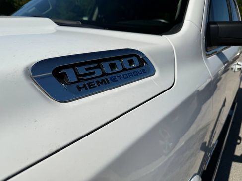 Used 2022 RAM 1500 Laramie AWD/4WD image 16